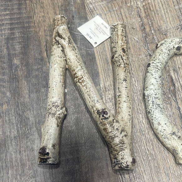 NO accessories - Picture 2 of 7